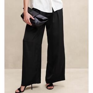 NWT Banana Republic Silky Pleated Wide Leg Pants *Size 14 Petite*